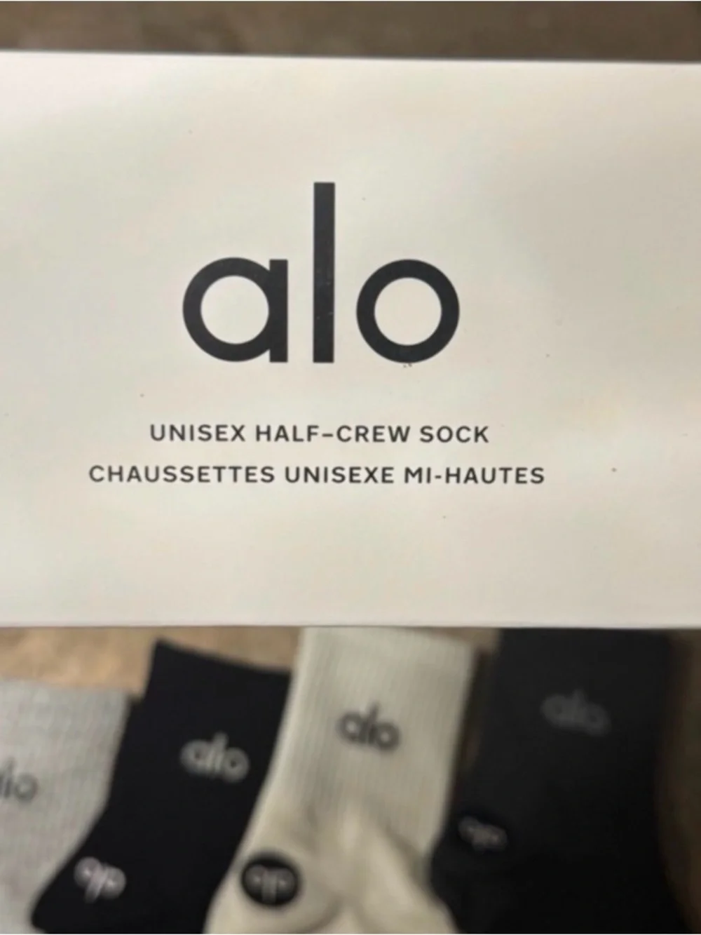 New Women’s Alo socks
New in box and with tags 
5 pairs size Medium - Picture 7 of 7